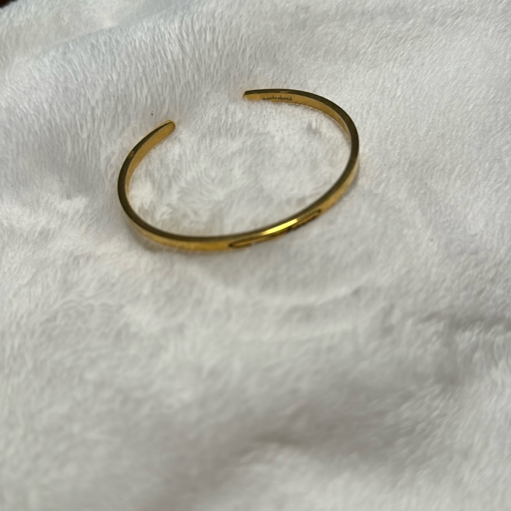 Mantraband love bracelet